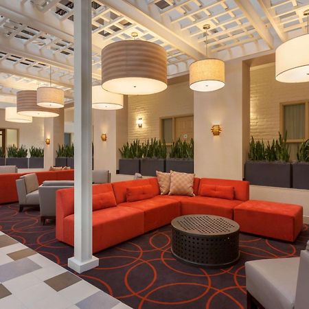 Embassy Suites Baton Rouge Exteriör bild