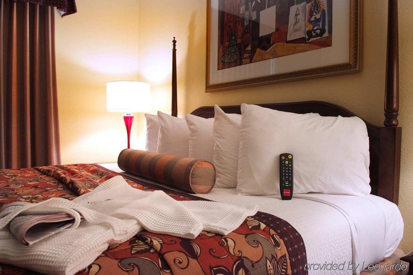 Embassy Suites Baton Rouge Rum bild